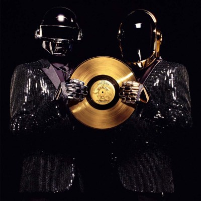 A dupla Daft Punk, autora do fenômeno "Get Lucky”.  